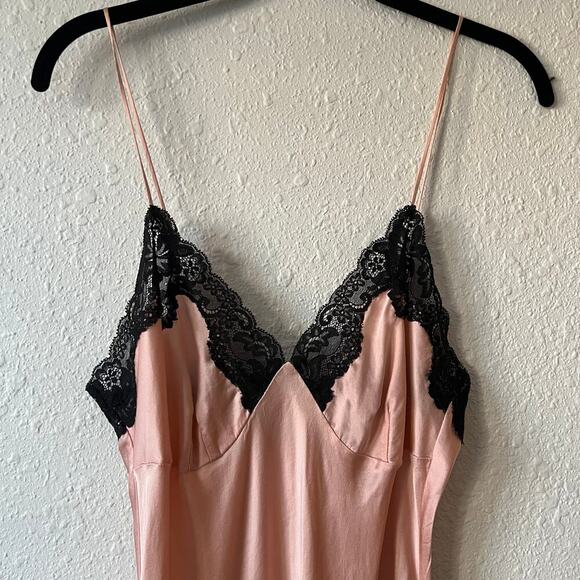 Y2K Victoria’s Secret Silk Lace Pink Slip Dress Size Medium - Picture 3 of 9